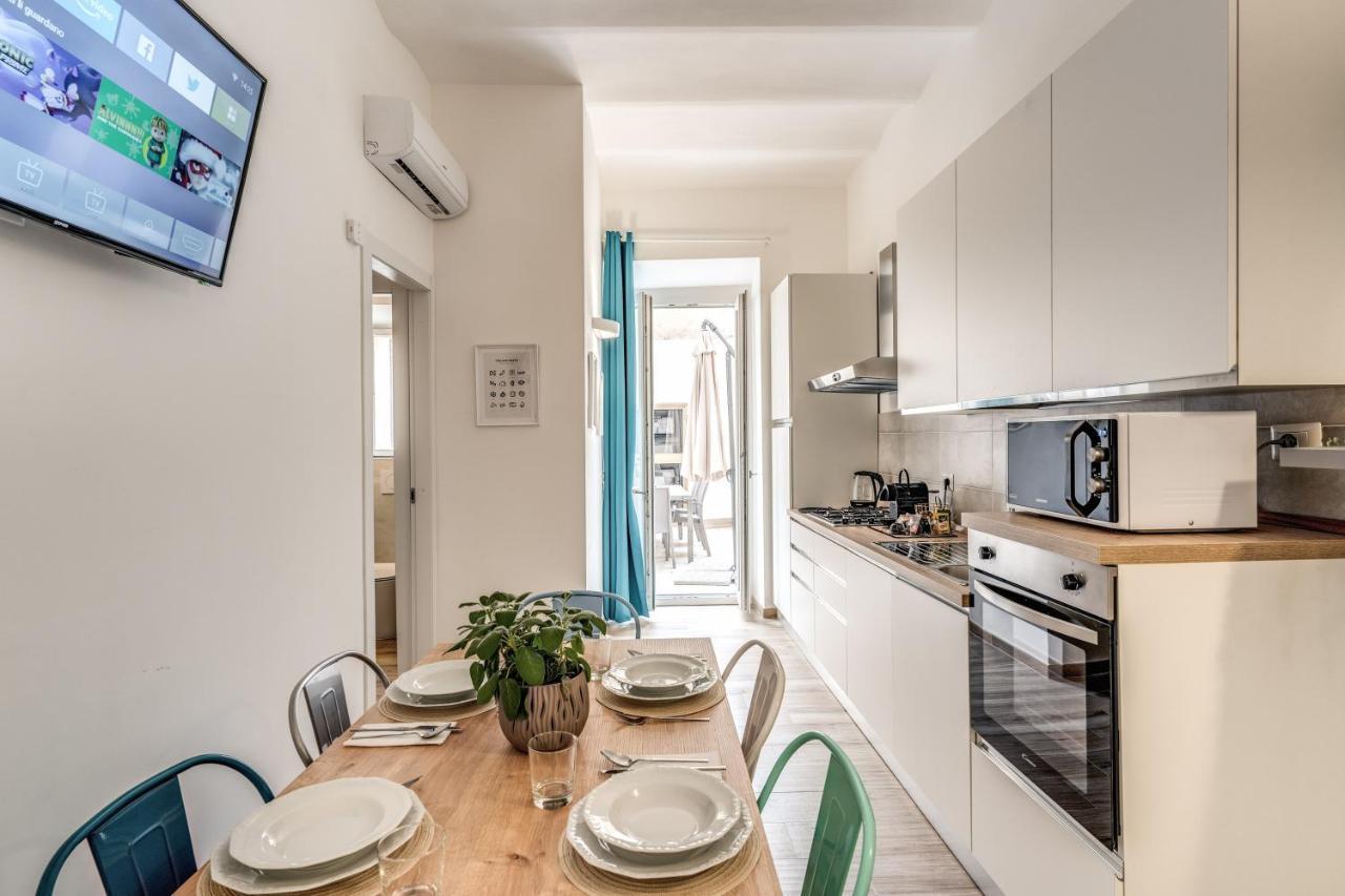 Nala Luxury Apartment With Terrace Рим Екстериор снимка