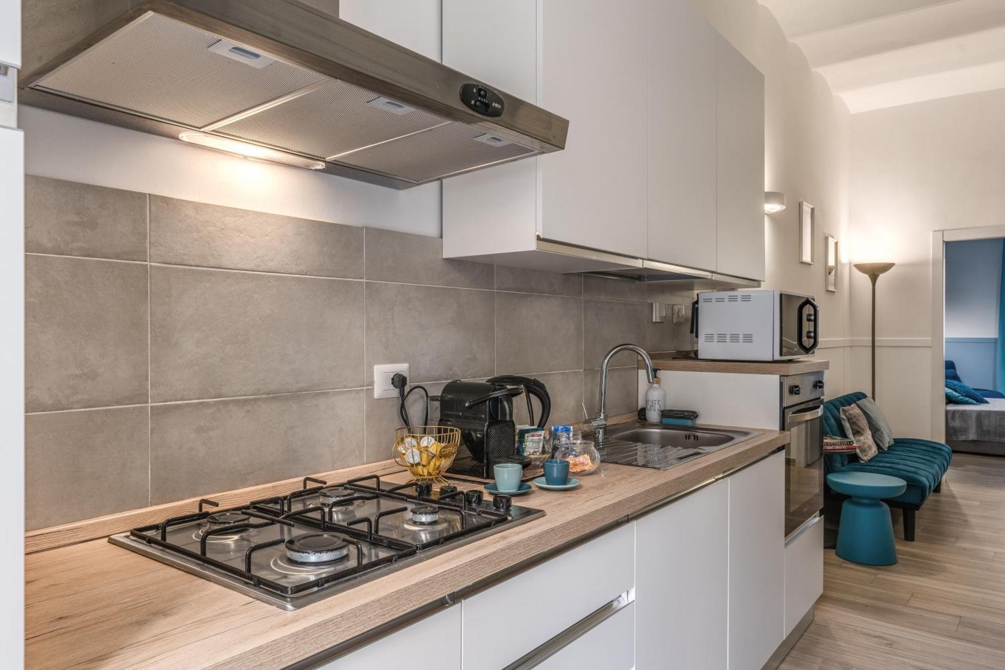 Nala Luxury Apartment With Terrace Рим Екстериор снимка