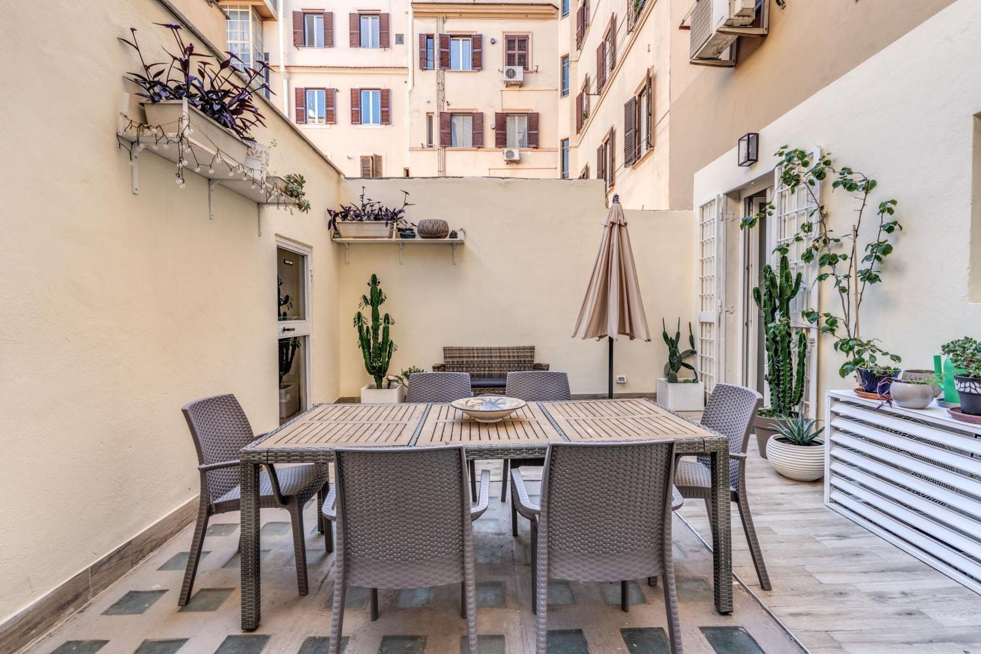 Nala Luxury Apartment With Terrace Рим Екстериор снимка
